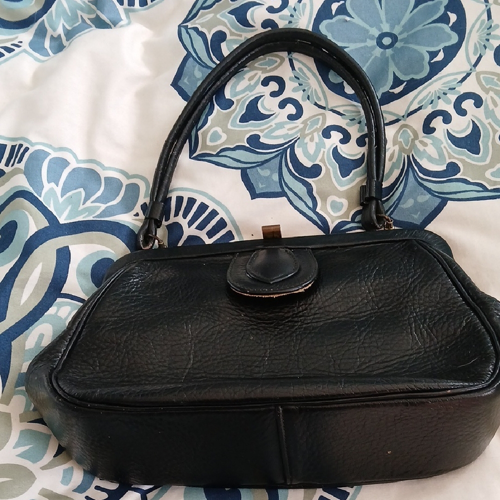 Letisse vintageBlack Leather Handbag